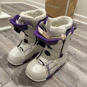 Celsius womens snowboarding boots size 7.5